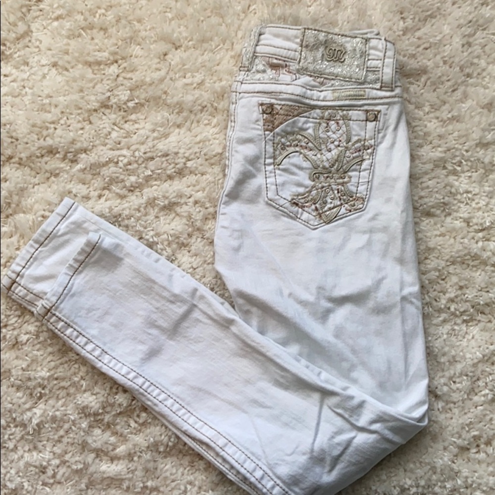 Miss Me white skinny jeans